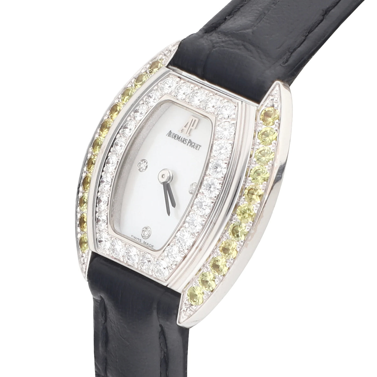 Audemars Piguet Ref. 67528BC 18k white gold with MOP dial with sapphire- and diamond-set bezel