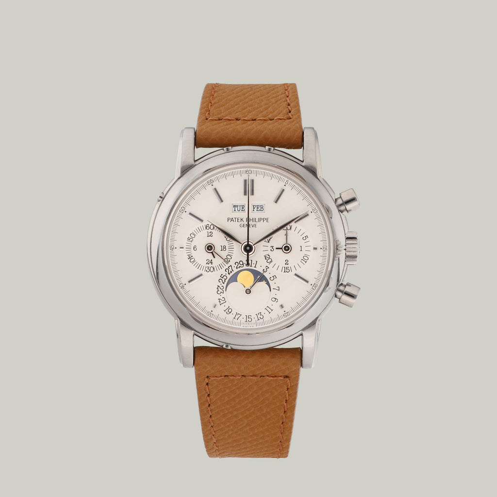 Patek Philippe Perpetual Calendar Chronograph Ref. 3970EG white gold silver dial