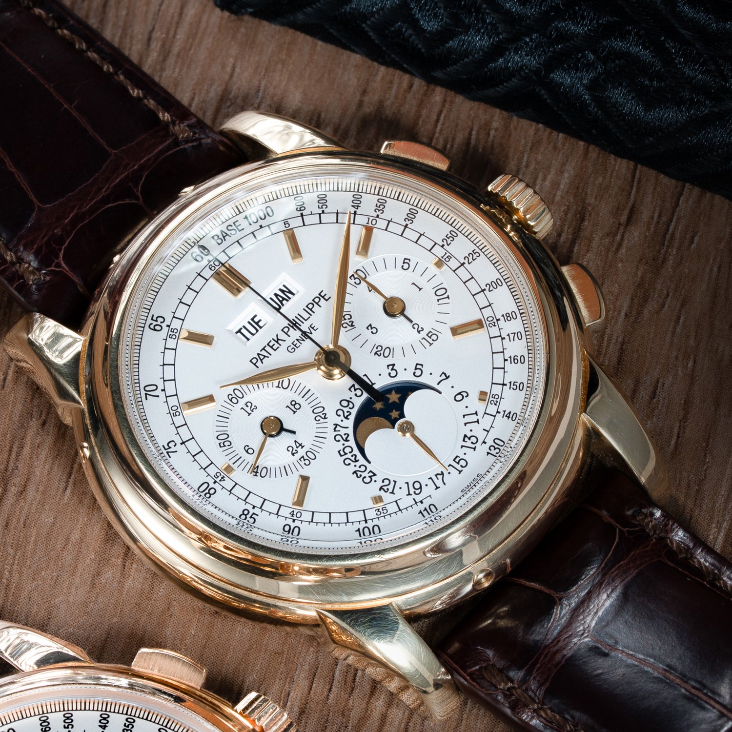 Perpetual Calendar Chronograph Ref. 5970J